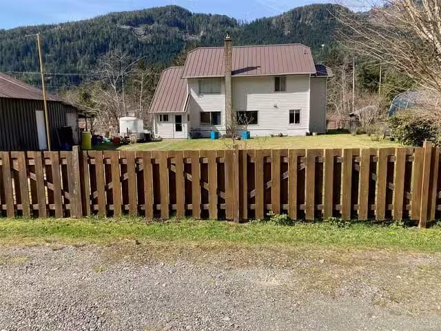 House for sale in Strathcona, British Columbia