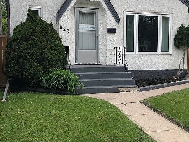House for sale in East St. Paul, Manitoba