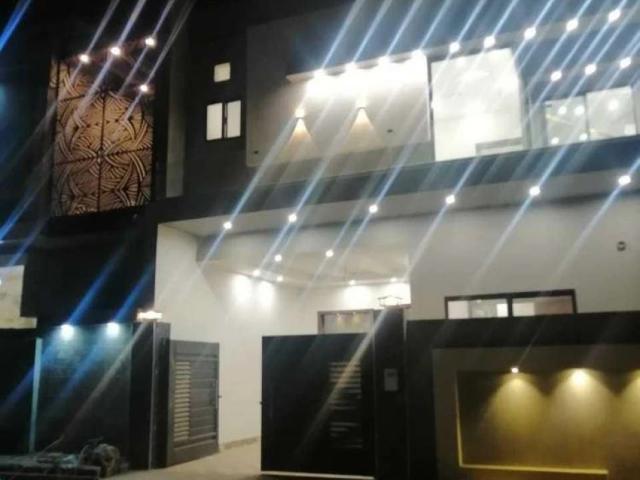 House for sale in Faisalabad, Islamabad Capital Territory