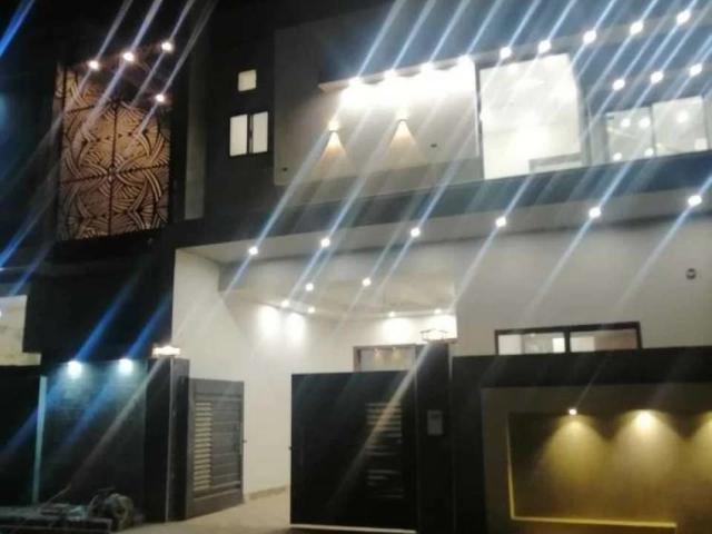 House for sale in Faisalabad, Islamabad Capital Territory