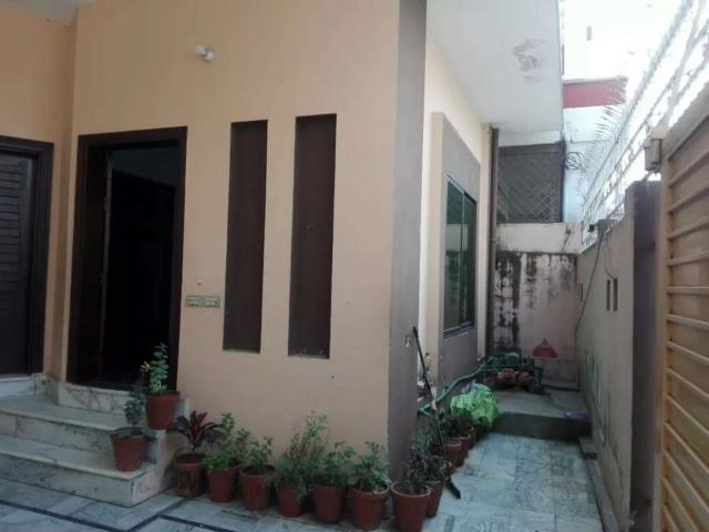 House for sale in Bakhshu Pura, گجرات