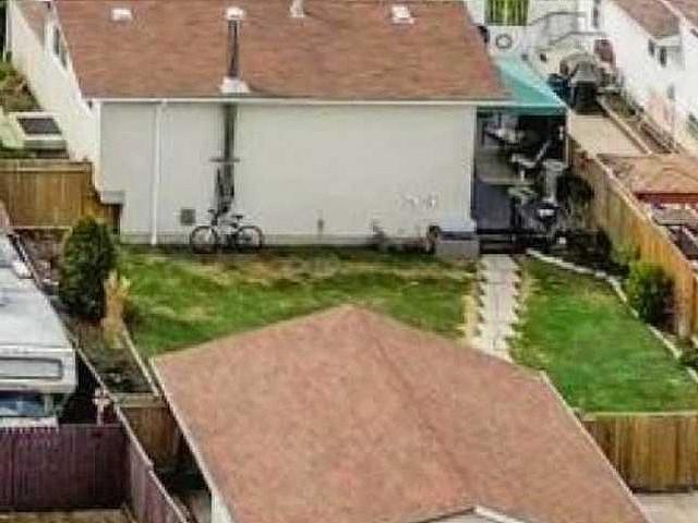House for sale in Wedgewood, Alberta