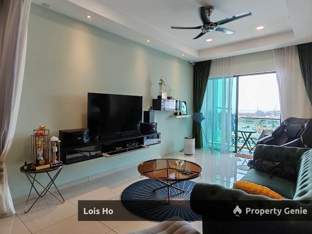 Condominium for sale in Malaka