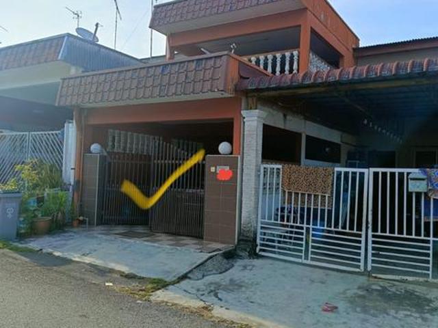 Terraced House for sale in Batu Pahat, Johor
