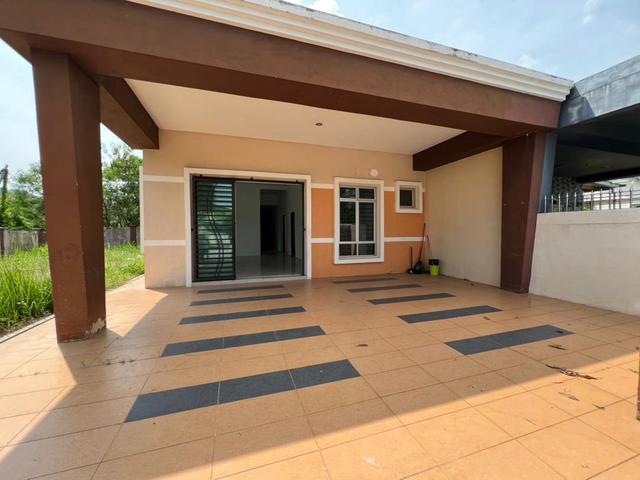 Residential House for sale in Sendayan Village, Negeri Sembilan