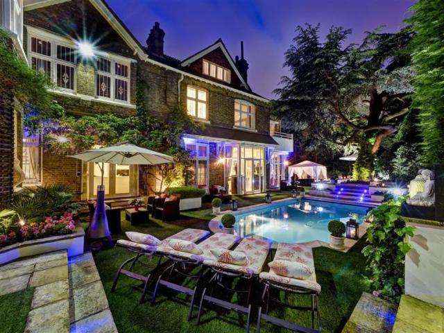 House for rent in West Hampstead, Greater London
