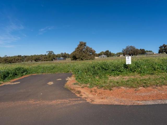 House for sale in Ginginup, Western Australia