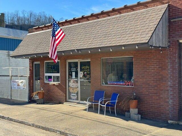 House for sale in Grantsville, West Virginia