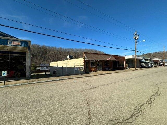 House for sale in Grantsville, West Virginia