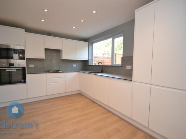 Apartment for rent in Clifton, Haddon