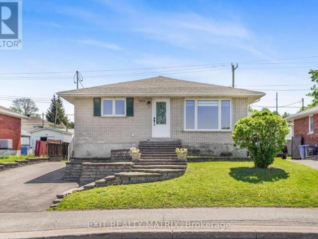 House for sale in Hawkesbury, Ontario
