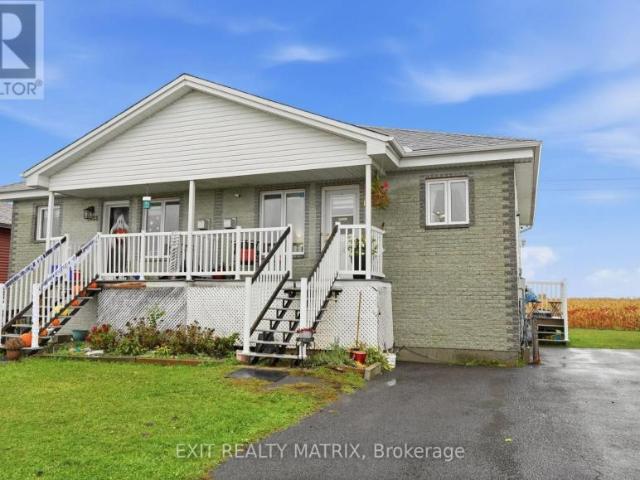 House for sale in Hawkesbury, Eastern Ontario