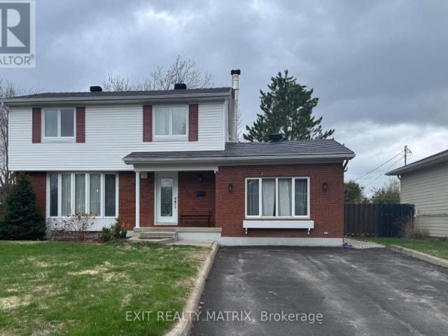 House for sale in Hawkesbury, Ontario