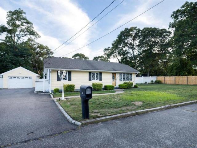 House for sale in Centereach, New York