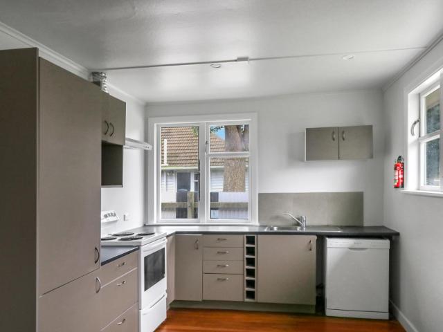 House for rent in Pōmare, Lower Hutt
