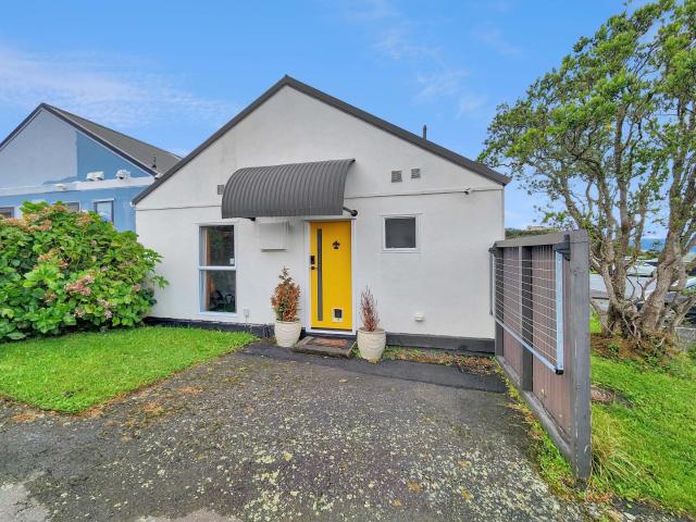House for rent in Days Bay, Wellington