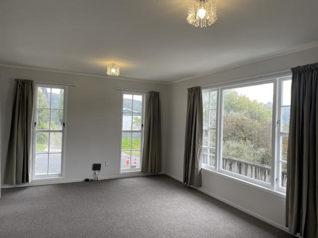 House for rent in Wallaceville Estate, Upper Hutt