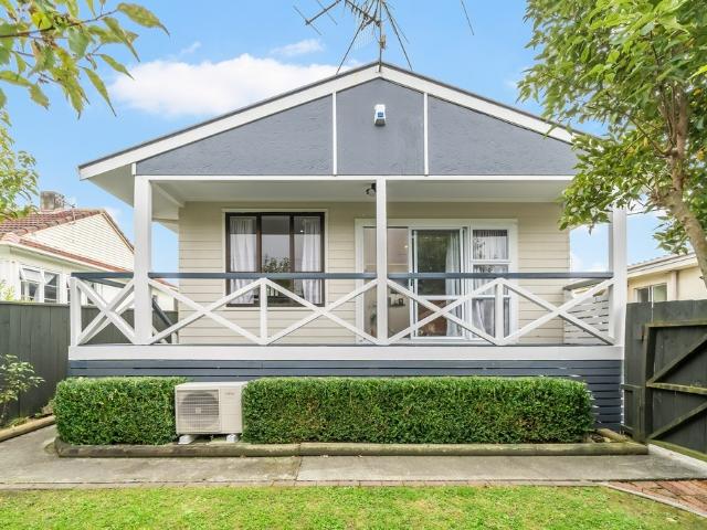 House for rent in Days Bay, Wellington
