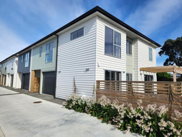 House for rent in Tītahi Bay, Porirua