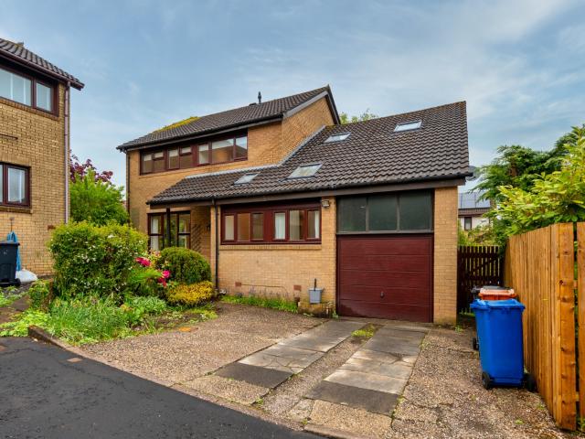 House for rent in Bearsden, Scotland