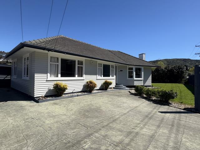 House for rent in Wallaceville Estate, Upper Hutt