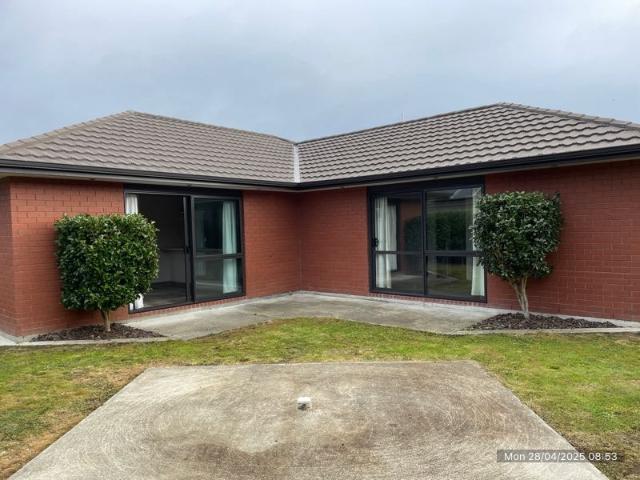 House for rent in Pauatahanui, Wellington