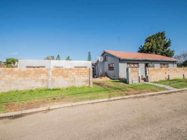 House for sale in Groot Brak Rivier, Western Cape