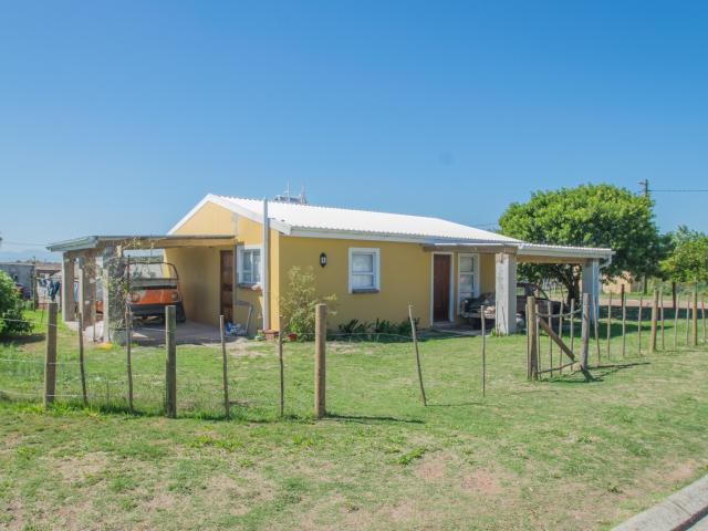 House for sale in Groot Brak Rivier, Western Cape