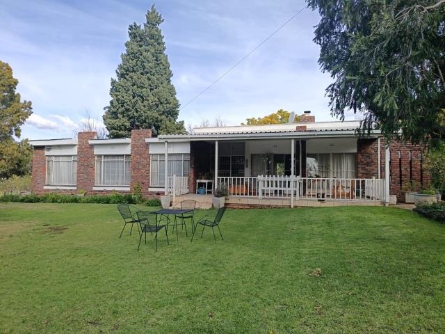 House for sale in Dordrecht, Eastern Cape