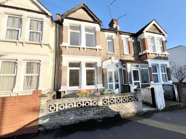House for rent in London Borough of Newham, Greater London