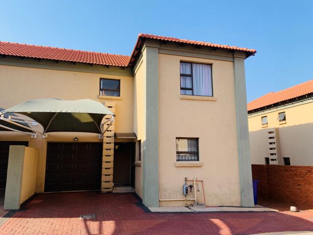 House for sale in Akasia, Gauteng