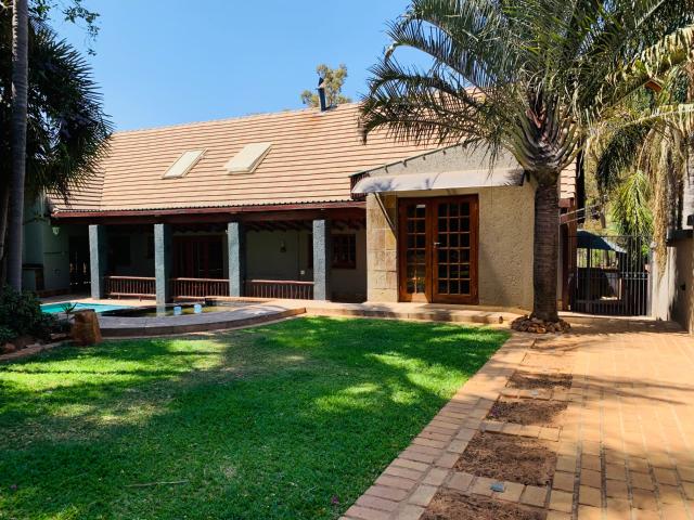 House for sale in Akasia, Gauteng