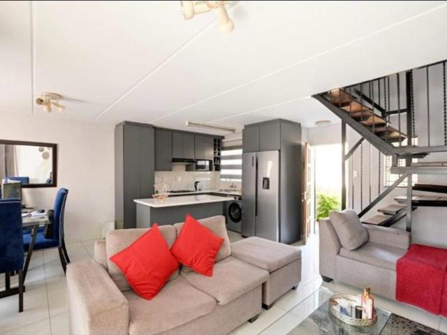 House for sale in Waterkloof, Gauteng