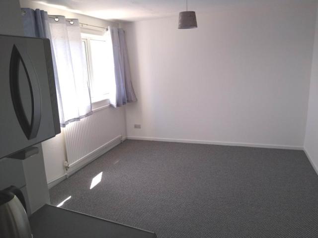 House for rent in Thorplands, Northampton