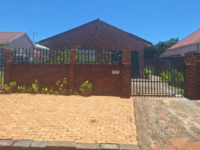 House for sale in Frances Baard, Northern Cape