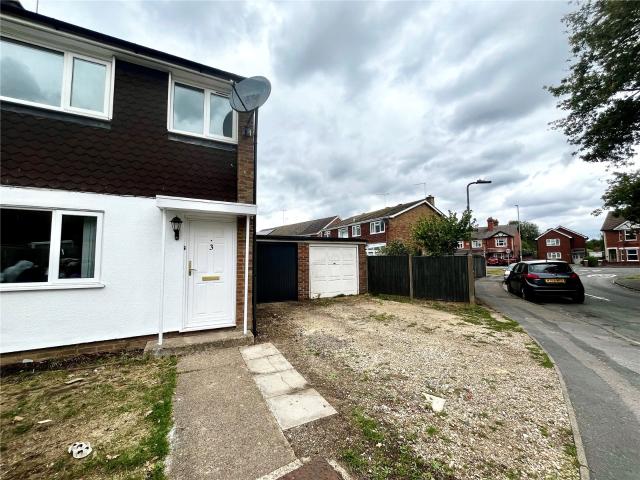 House for rent in College Town, Sandhurst
