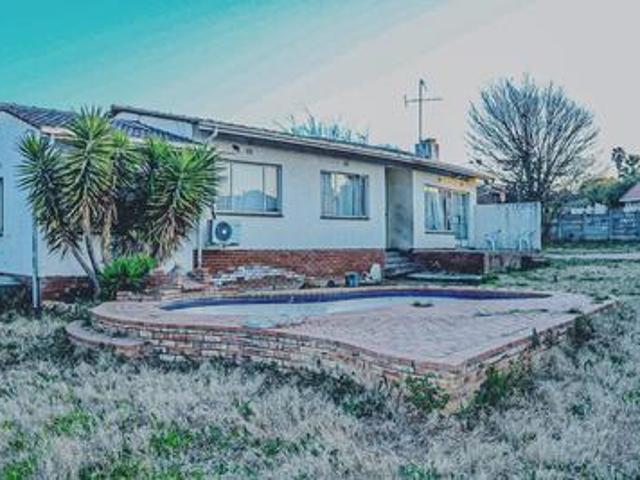 House for sale in Kempton Park