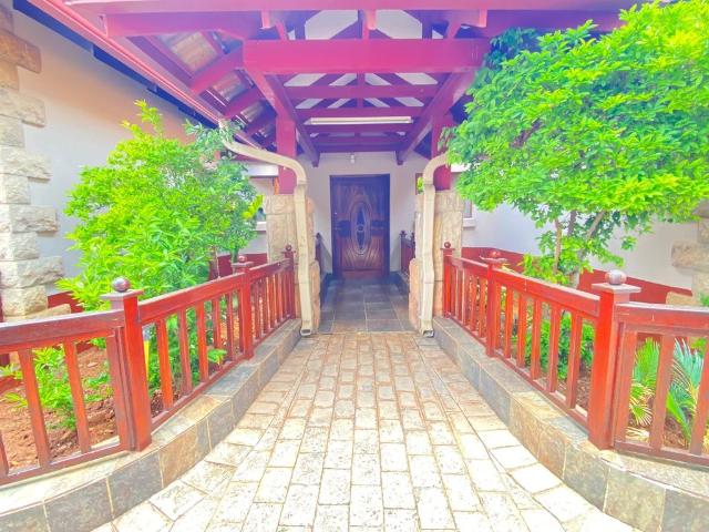 House for sale in Hartbeespoort Dam Nature Reserve