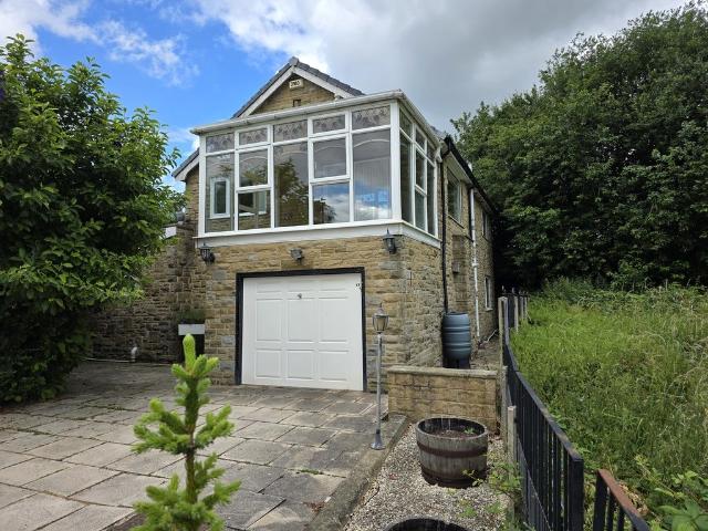 House for rent in Birkenshaw Bottom, Birkenshaw