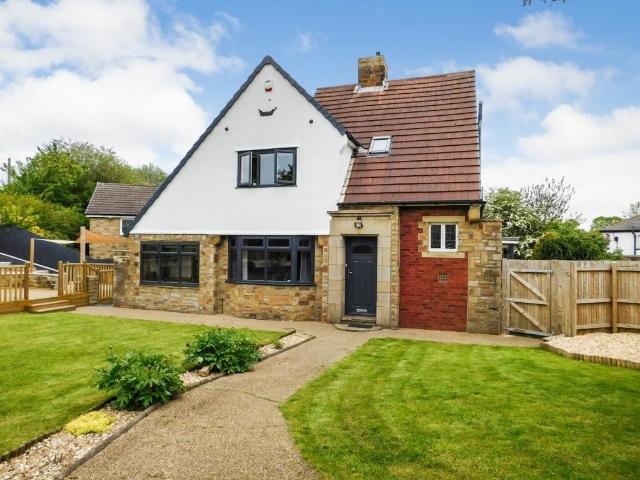House for rent in Birkenshaw Bottom, Birkenshaw