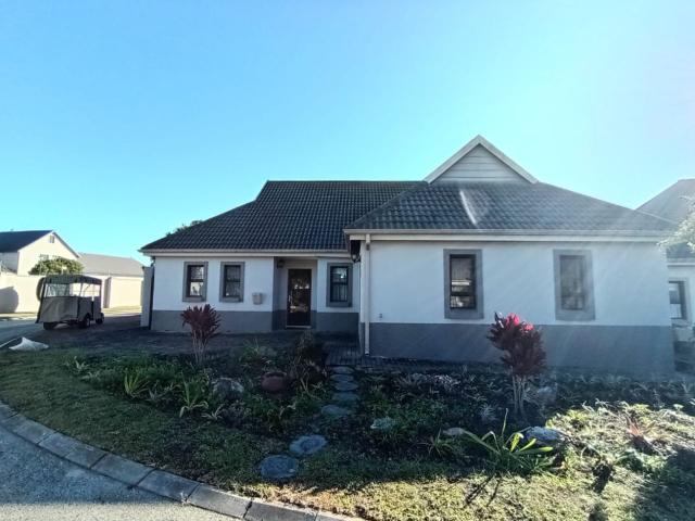 House for sale in Groot Brak Rivier, Western Cape