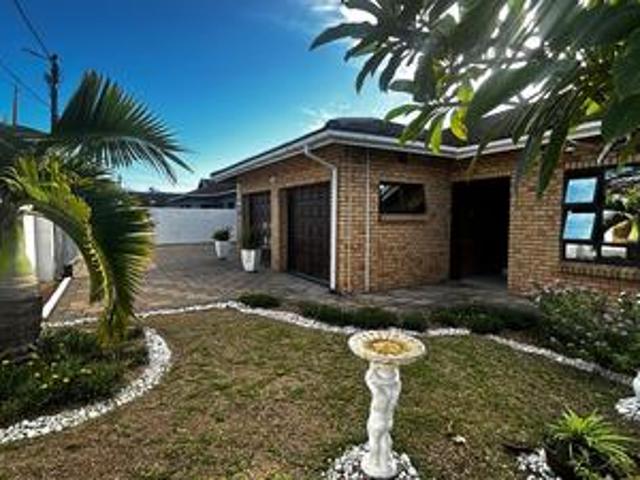 House for sale in UMhlathuze Municipality, Kwazulu-natal