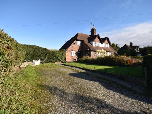 House for rent in Higher Bebington, Brimstage
