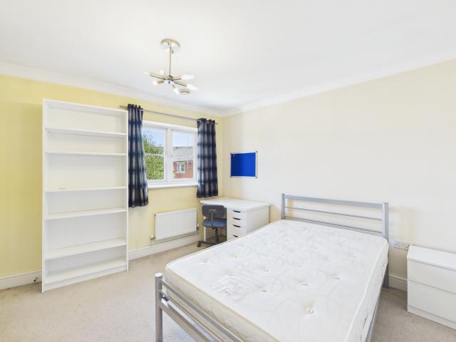 House for rent in Marle Hill, Cheltenham