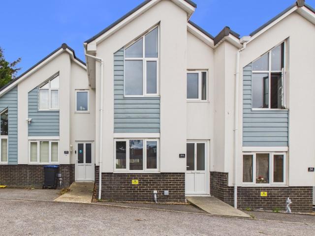 House for rent in Fishersgate, West Sussex