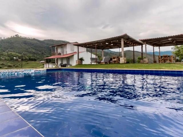 Casa en arriendo en Sur, Yumbo