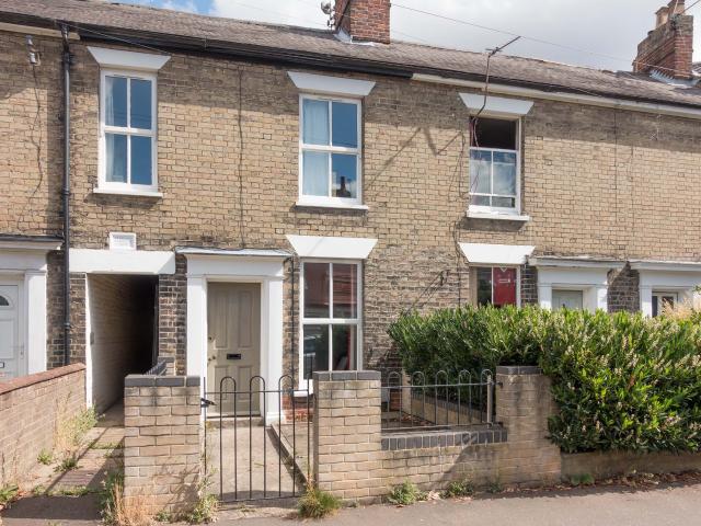 House for rent in Heigham Grove, East Bank