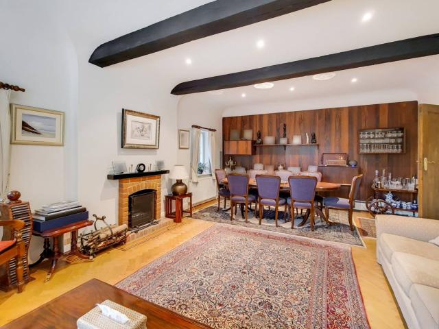 House for rent in Little Stanmore, Greater London