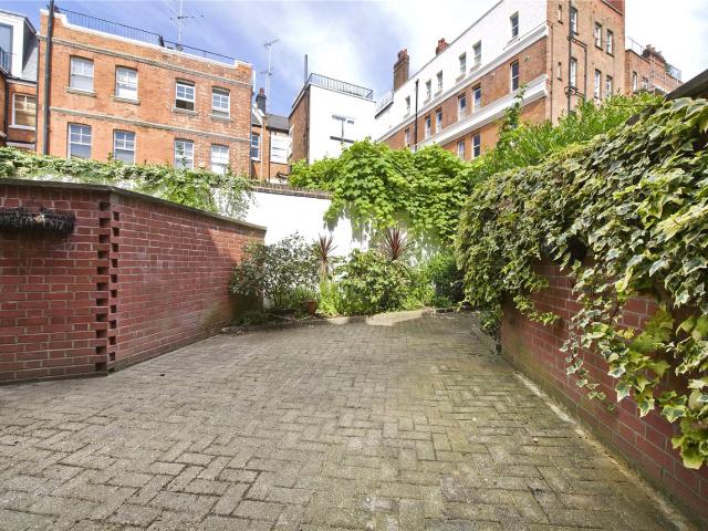 House for rent in Kensal Town, Greater London