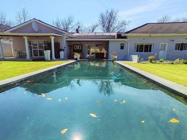 House for sale in Ceres, Western Cape